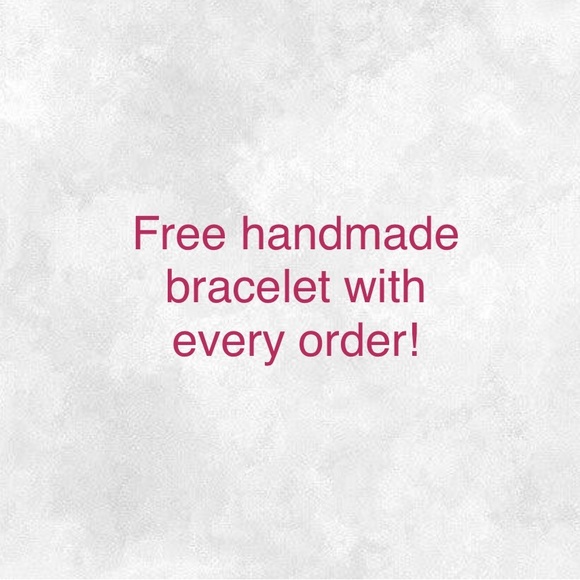 2/$20 or 3/$25 Express Mustard 3/4 Sleeve Blouse Sz L - Picture 8 of 9